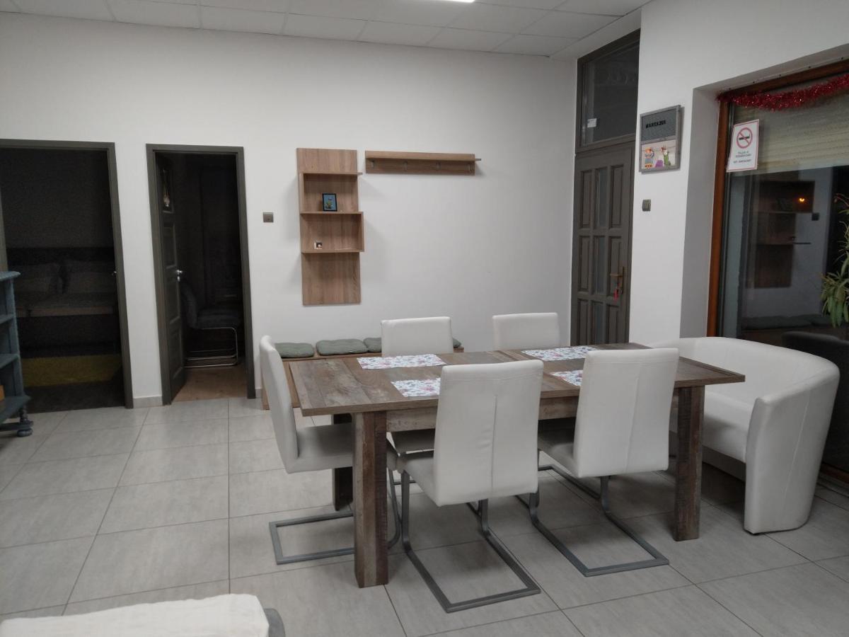 Silver Dream Apartmanhaz デブレツェン エクステリア 写真